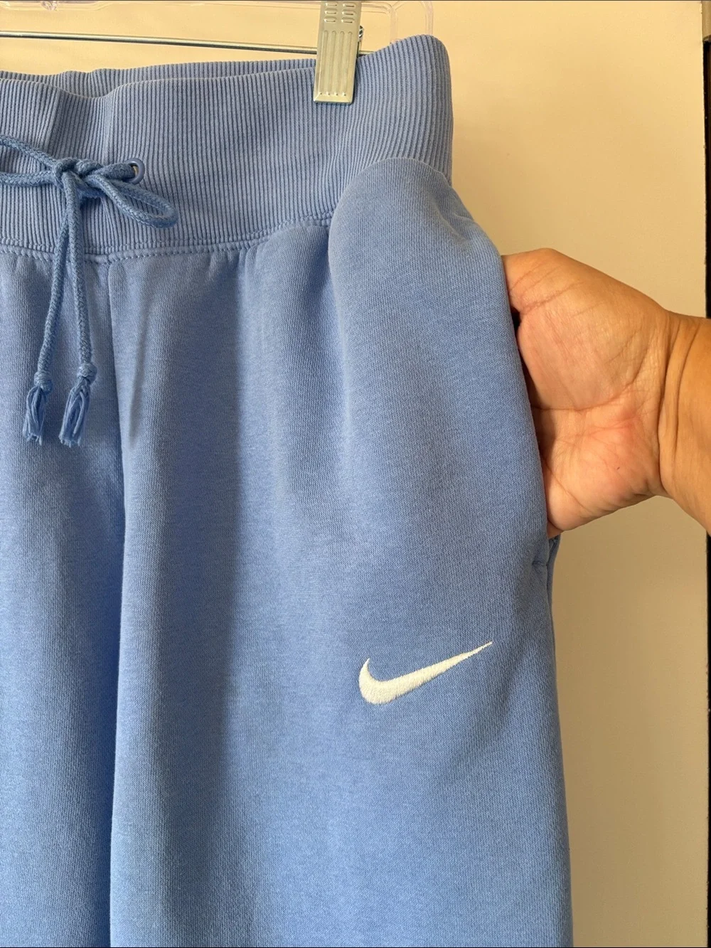 Nike Blue Fleece Jogger Sweatpants Embroidered Swoosh Athleisure Sporty Small